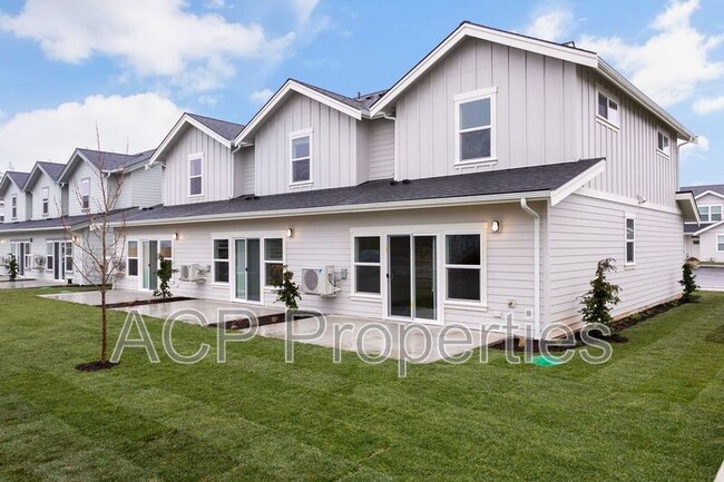 Foto del edificio - 2284 Brome St