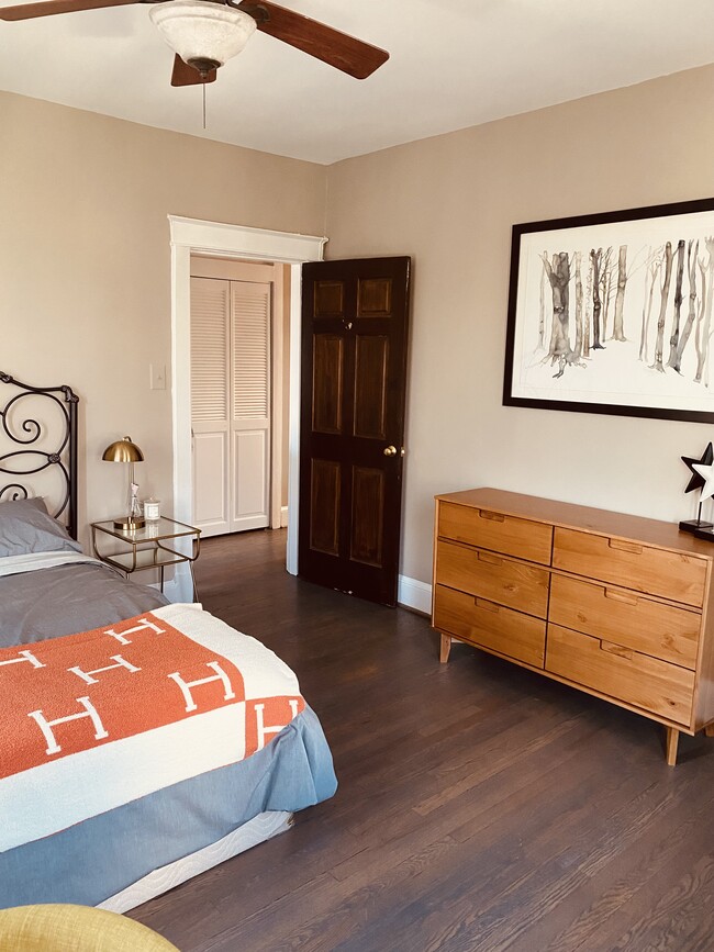 Foto del edificio - 2410 20th St NW