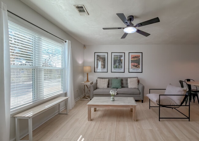 Building Photo - 1340 Hancock St