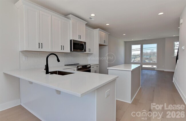 Foto del edificio - 2204 Northend Dr