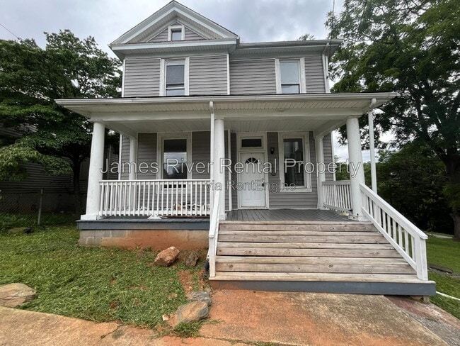 Building Photo - 1601 Union St