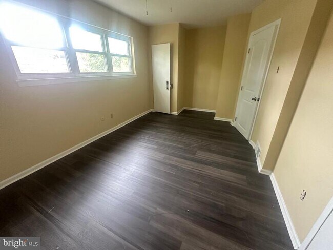 Building Photo - 3646 Academy Rd