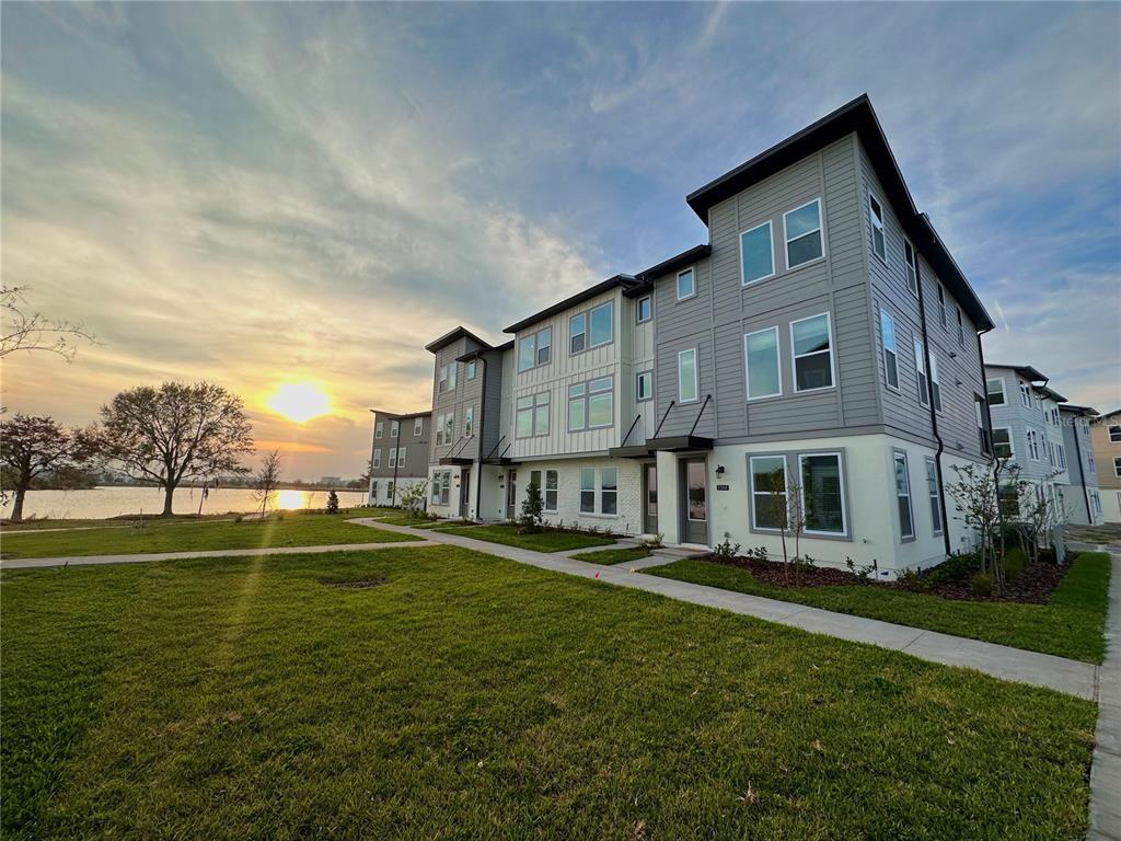 8304 Sperry St, Orlando, FL 32827 Townhome Rentals in Orlando FL