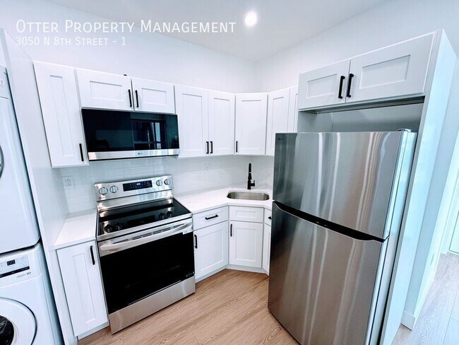 Foto del edificio - 3050 N 8th St