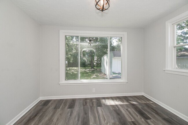 Foto del edificio - Fully Updated Home For Rent in Euclid