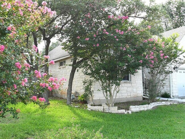 Foto del edificio - 1038 Cashew Ln