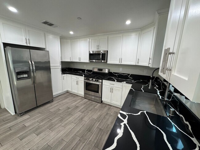 Foto del edificio - @ 4L Hayland