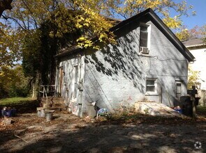 Building Photo - 541 S 4th St