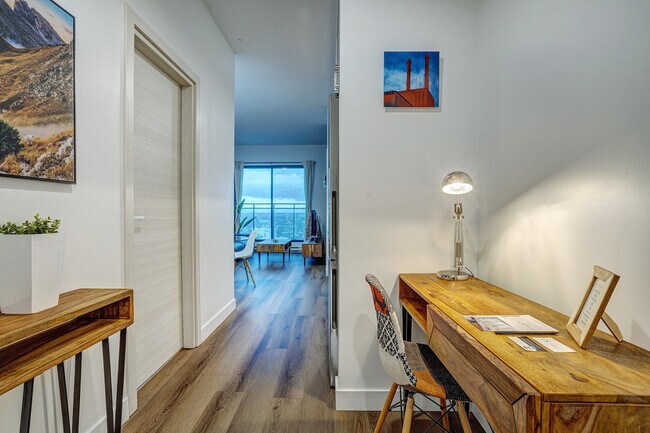 Photo du bâtiment - 2100 Rue de Bleury