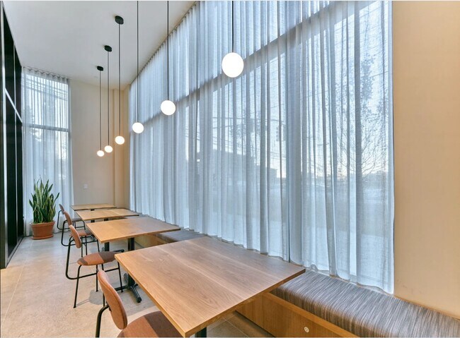 Foto del edificio - 241 St Pauls Ave