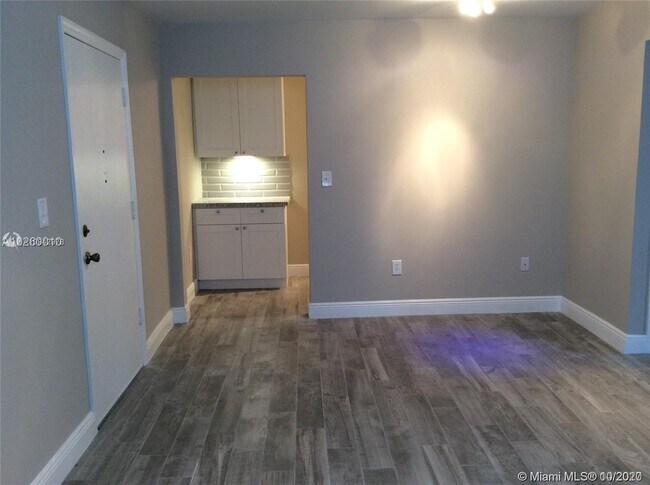 Building Photo - 3075 NW 7th St