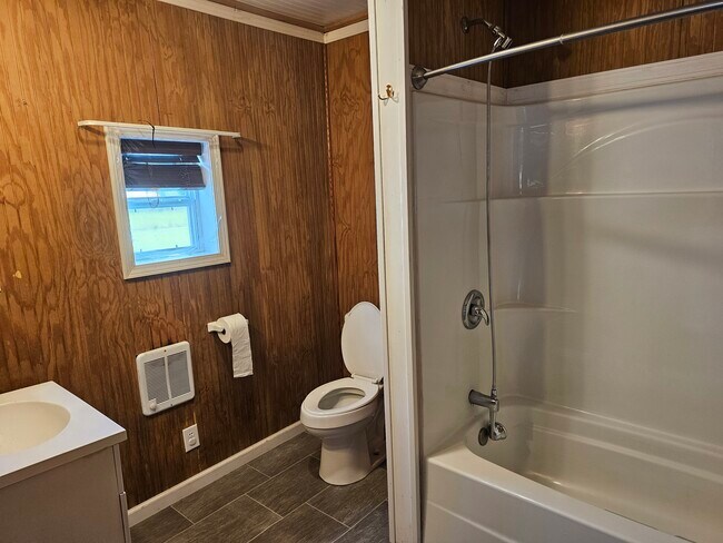 Foto del edificio - 19 crabtree rd