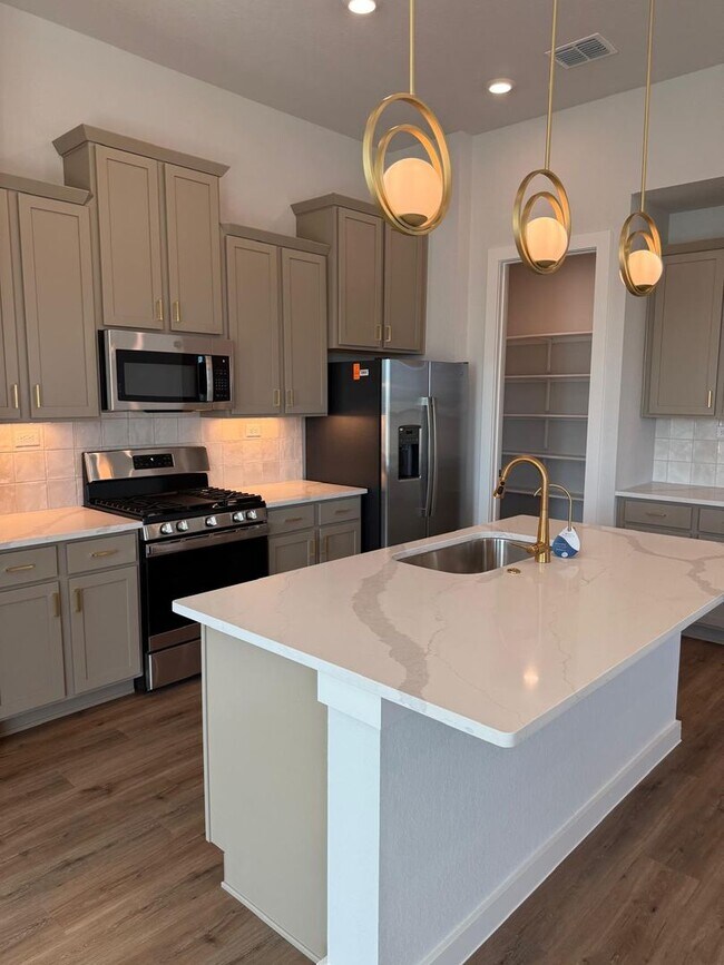 Foto del edificio - Newly Built Never Been Lived In