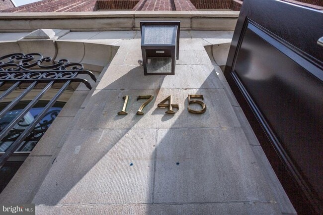 Building Photo - 1745 N St NW