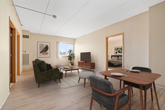 Foto del edificio - E Street Flats - Student Housing