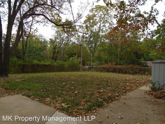 Building Photo - 4 br, 2 bath House - 2075 Tecumseh