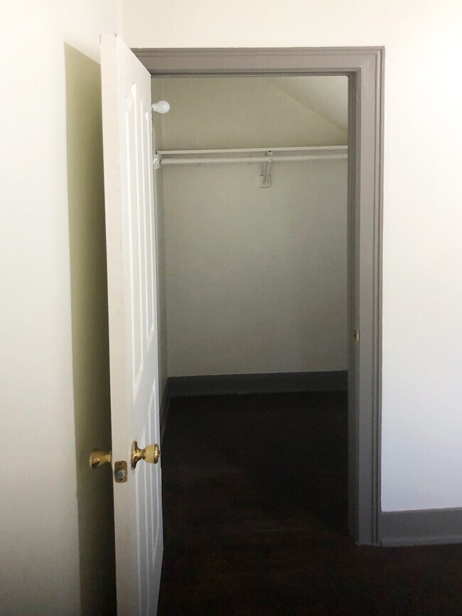 Foto del edificio - 1259 N Curson Ave