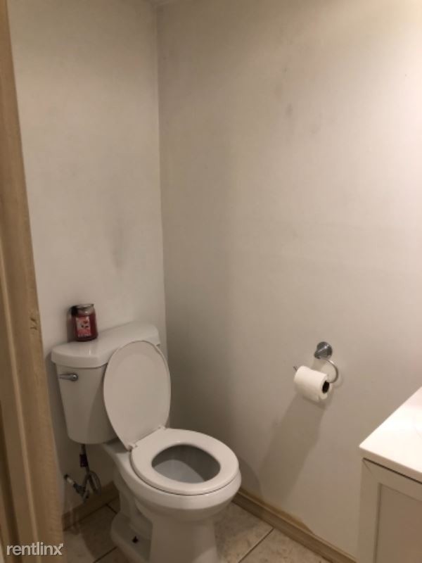 Foto del edificio - 1 br, 1 bath Apartment - 4422 I street