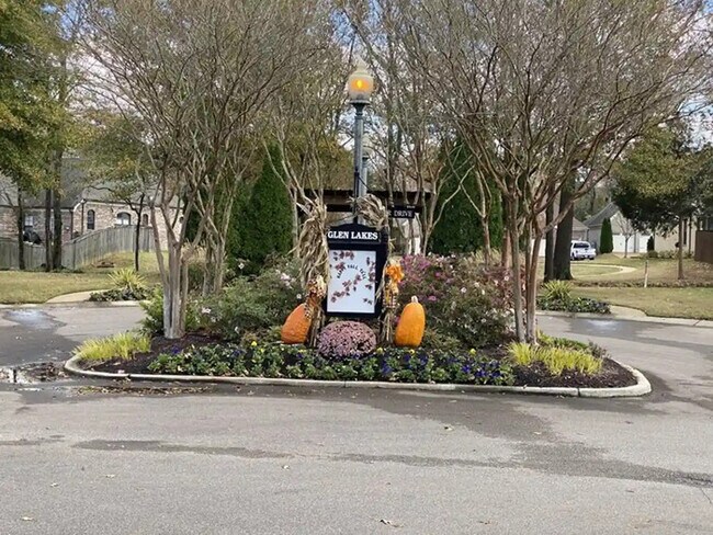 Building Photo - Stunning Gated Community Home For Rent!