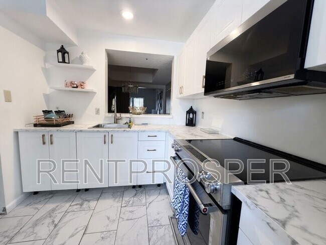 Foto del edificio - 2107 Honour Rd