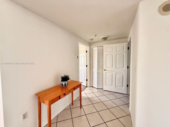 Foto del edificio - 3500 Coral Wy