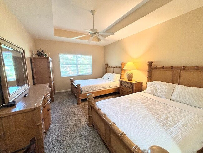 Foto del edificio - 8229 Mulligan Cir