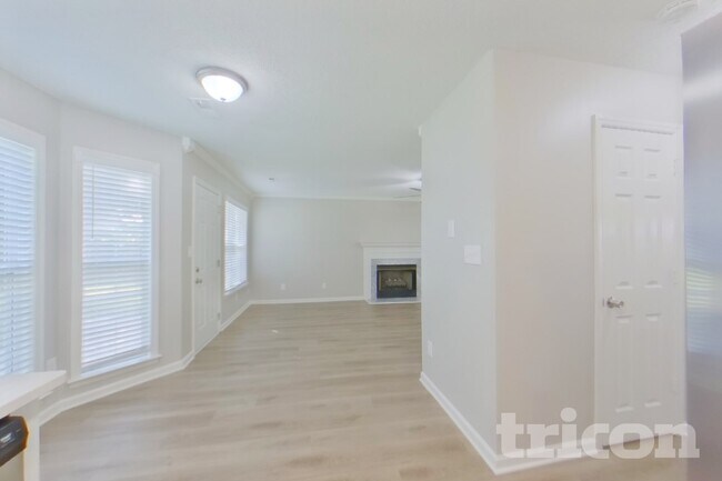Foto del edificio - 2207 Planters Knoll Ln