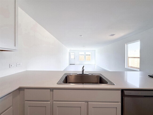 Foto del edificio - 12431 Wild Strawberry Rd