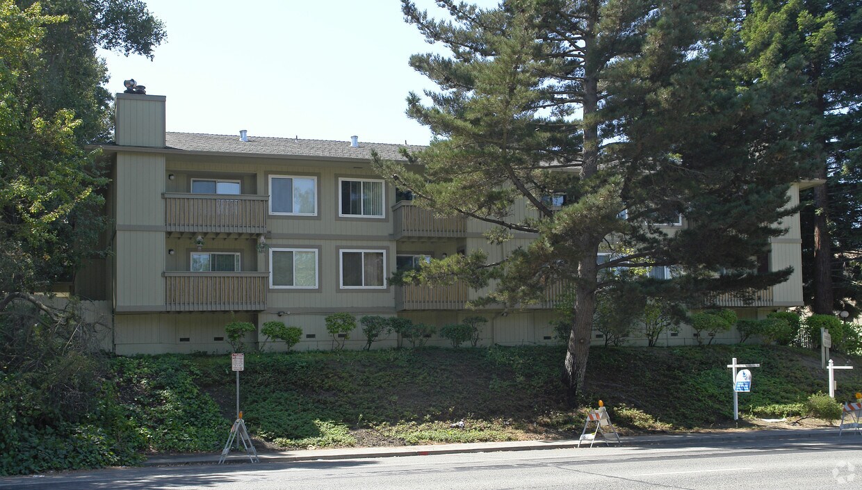 Building Photo - 4164 San Pablo Dam Rd
