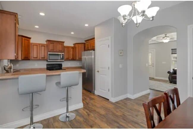 Foto del edificio - 3030 Saddle Dr