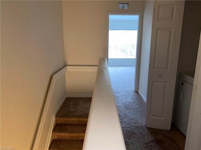 Building Photo - 8290 Village Edge Cir