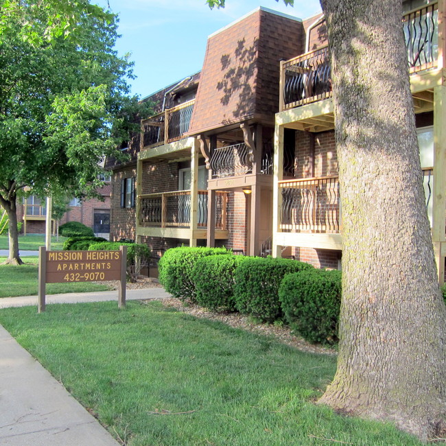 Building Photo - Mission Heights Apartments