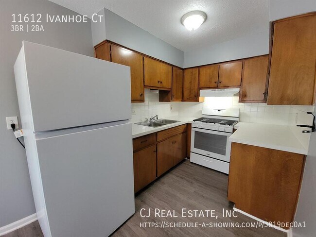 Building Photo - 11612 E Ivanhoe Ct
