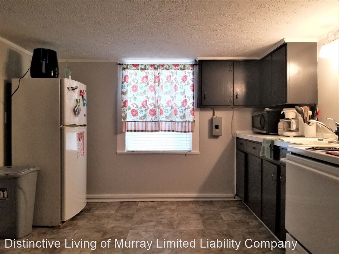 16151619 Farmer Ave, Murray, KY 42071 Room for Rent in Murray, KY