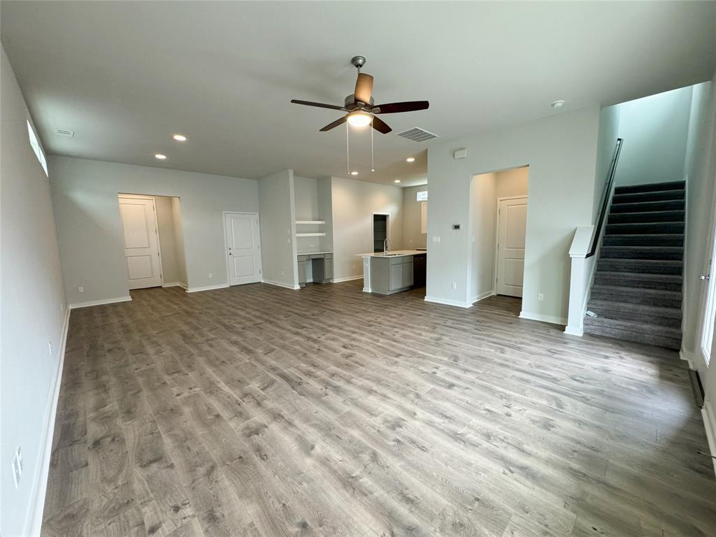 Primary Photo - 2200 Grenache Dr