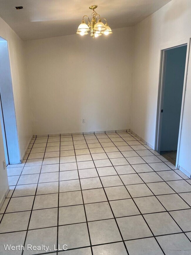 Building Photo - 4 br, 2 bath House - 4418 E. Calle Aurora