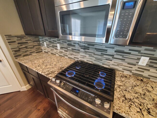 Foto del edificio - WEST KENNEWICK RENTAL AVAILABLE APRIL 1 2024