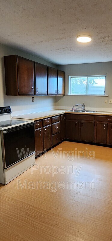 Foto del edificio - 112 Breezemont Ln