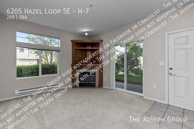 Foto del edificio - 6205 Hazel Loop SE