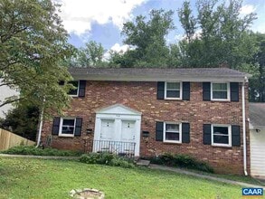 Building Photo - 712 Rockcreek Rd