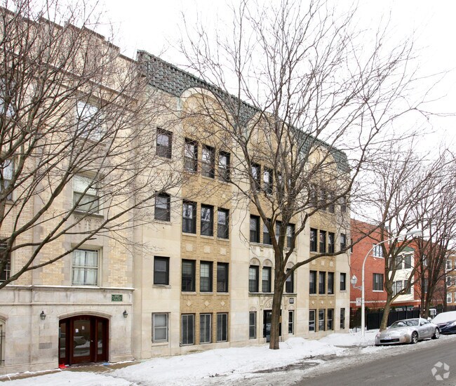 4236 N Kenmore Ave, Chicago, IL 60613 Apartments in Chicago, IL