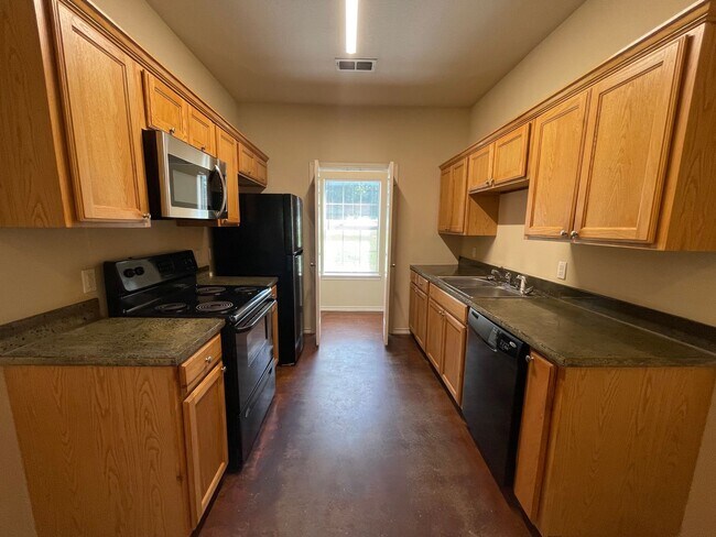 Foto del edificio - 285-287 Harmony Rd