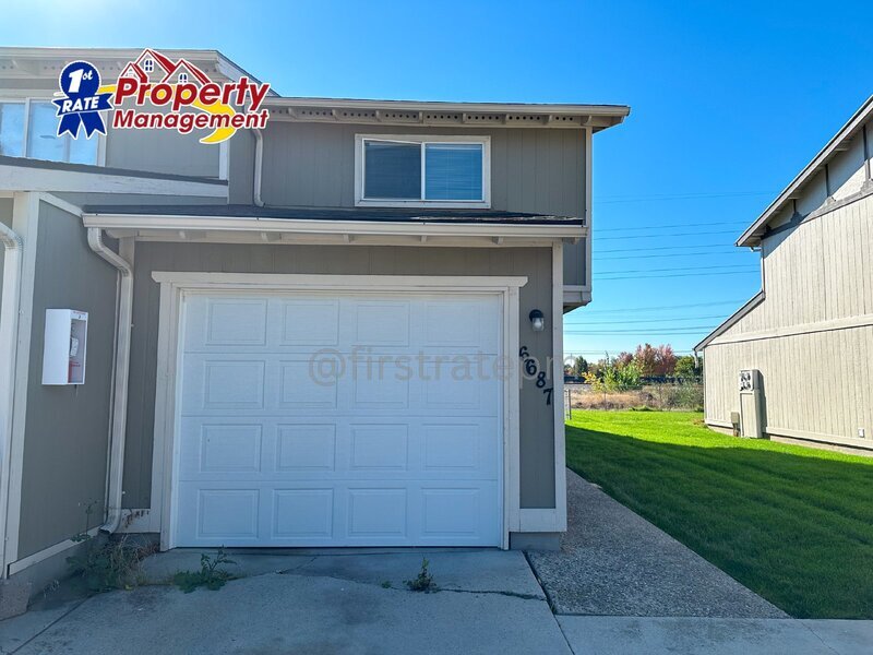 Primary Photo - 6687 Douglas St