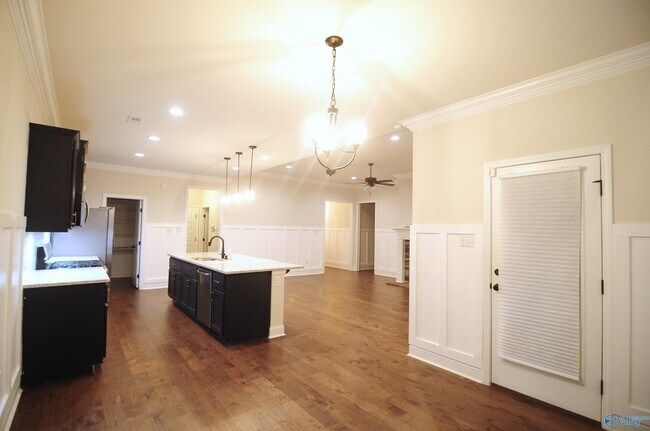 Foto del edificio - 131 Amanda Deann Dr