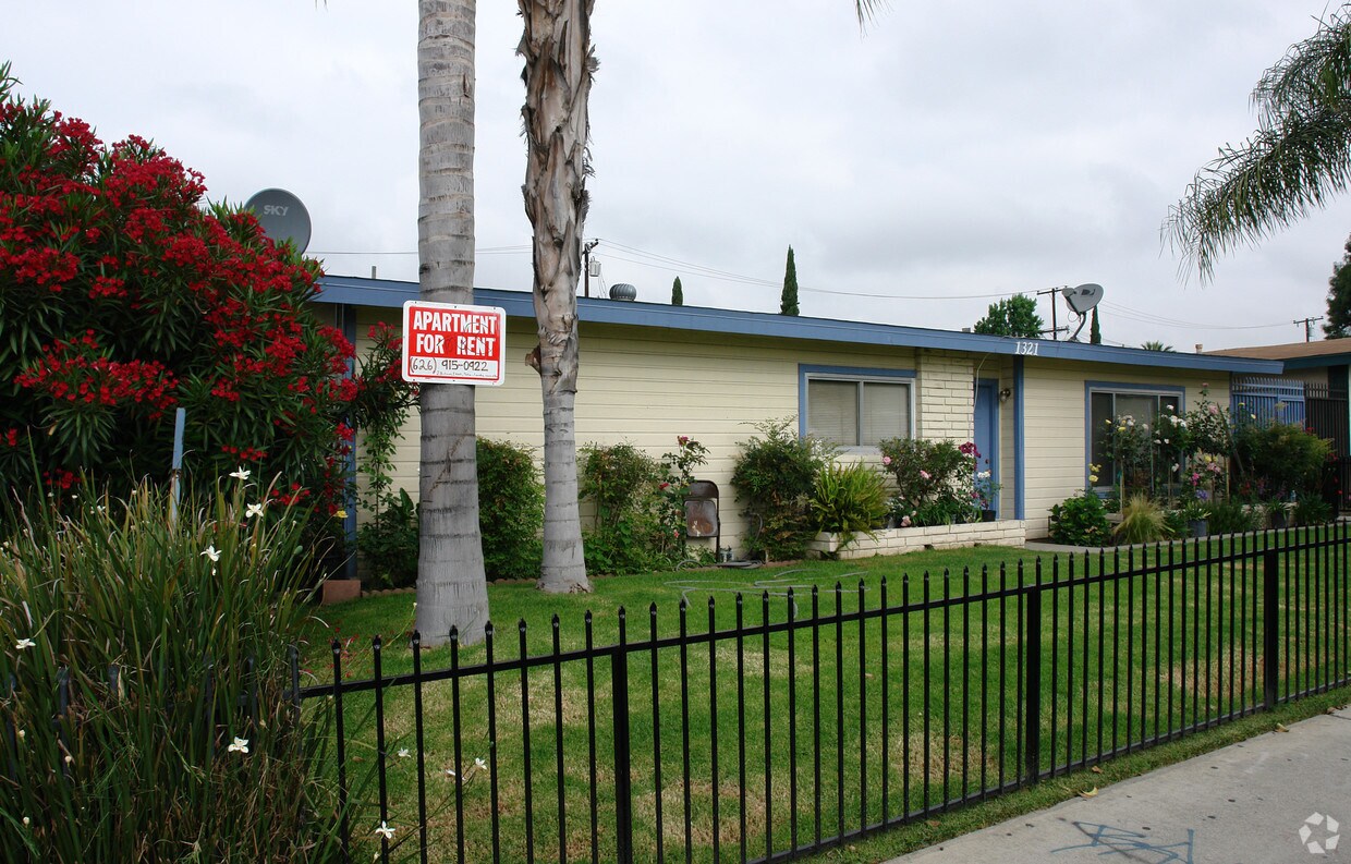 Foto del edificio - 1321 N Grove Ave