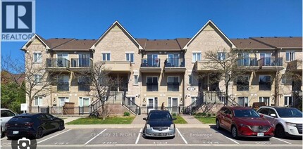 Building Photo - 4975-4975 Southampton Dr