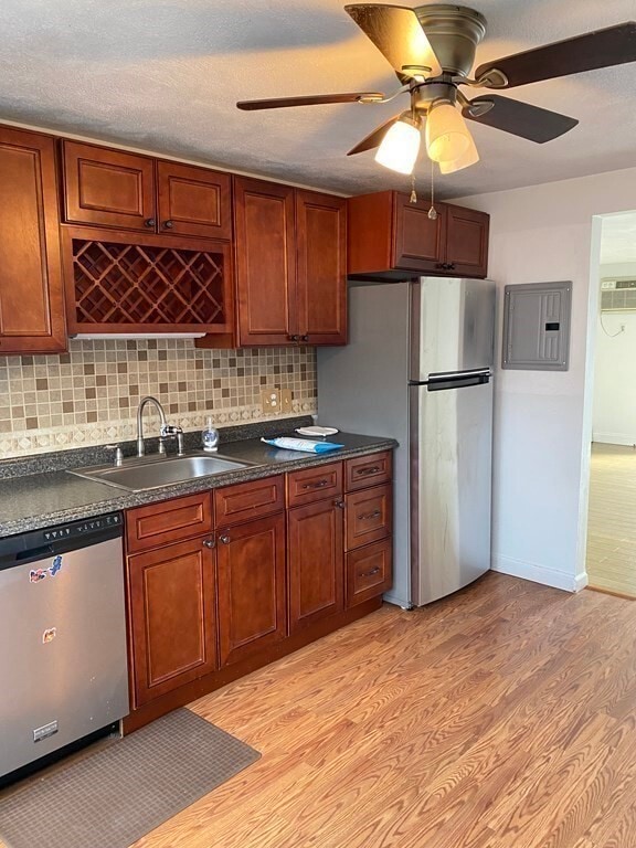 9 Woodcrest Ct Unit 4, Weymouth, MA 02190 Condo for Rent in Weymouth, MA