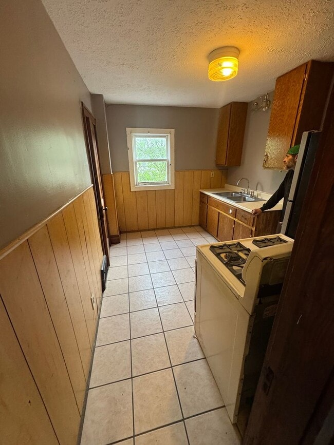 Foto del edificio - 44 E Brookside Ave