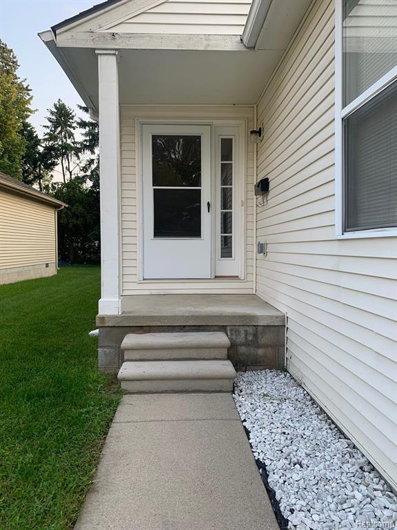 1968 Garrick Ave, Warren, MI 48091 House Rental in Warren, MI