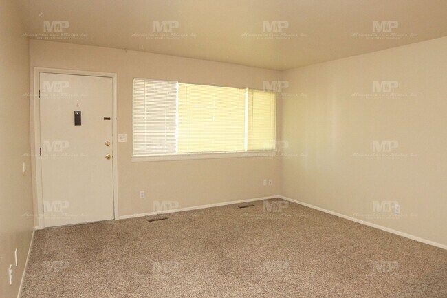 Foto del edificio - 1618 Edora Rd